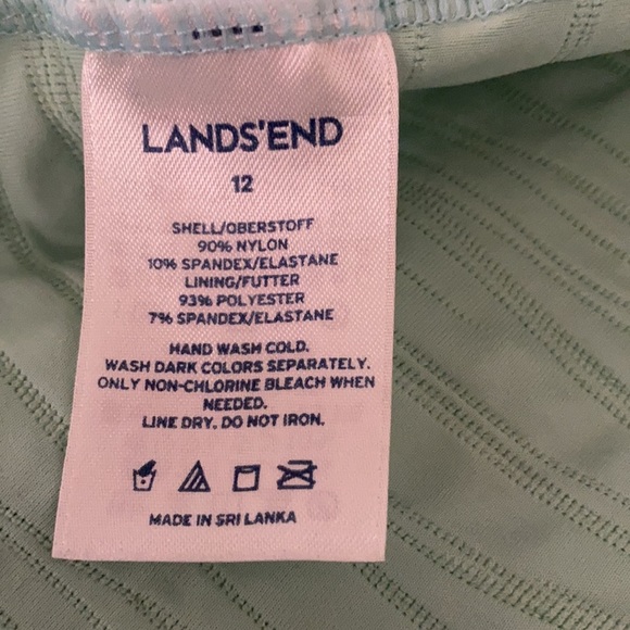 Lands’ End from Bloomingdale’s High waisted Padded flattering two piece. Lovely - Picture 11 of 15